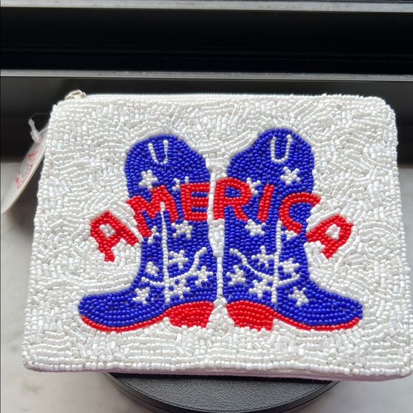 LCD HAND CRAFTED RED, WHITE and BLUE BEADED LIMITED QUANTITY ZIP POUCH - Picture 5 of 5